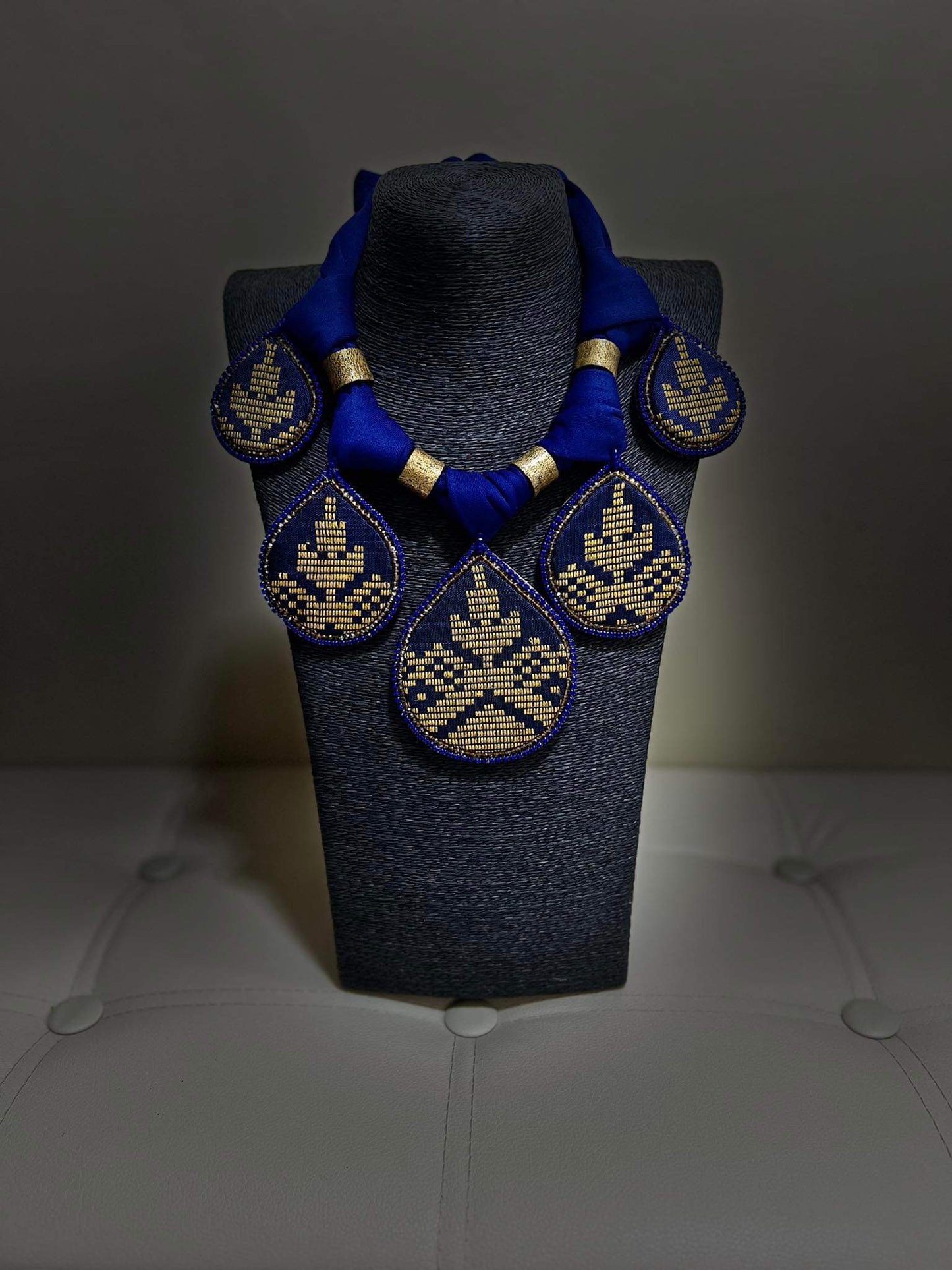 Inaul Neckpiece